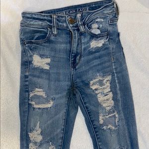 Light Washed American Eagle Jeans
